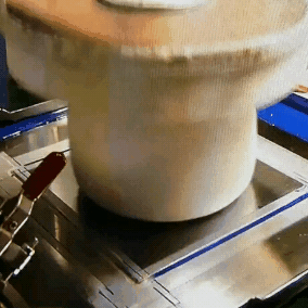 공장에서 도자기 무늬 찍는 방법 | 인스티즈