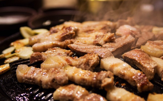 삼겹살 먹을때 김치찌개 vs 된장찌개 | 인스티즈