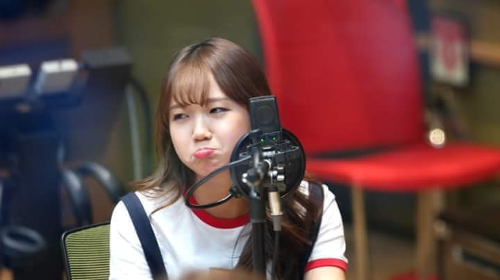 상습적으로 삐죽이는 유정이 짤 (ioi) | 인스티즈