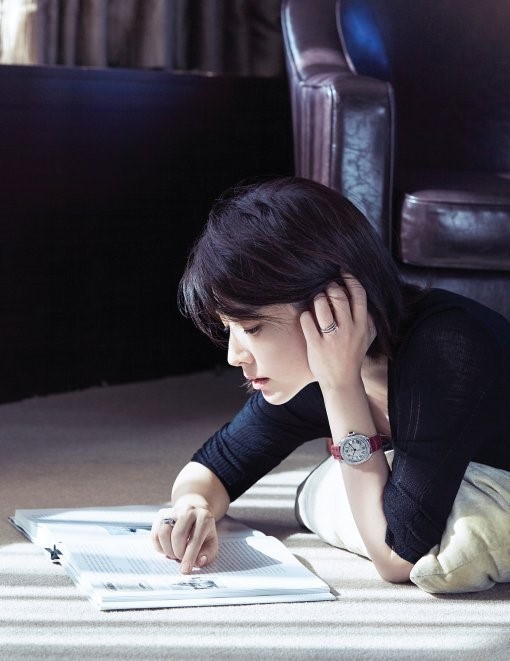 단발머리로 변신한 이영애.jpg | 인스티즈