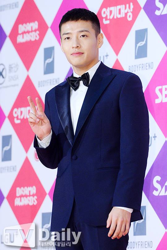 오늘자 강하늘 | 인스티즈