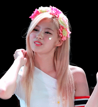 조선일보에 나온 트와이스 ㄷㄷㄷ.jpg | 인스티즈