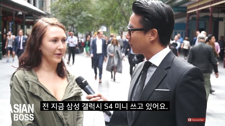 서양인들이 생각하는 갤럭시 vs 아이폰 이미지 | 인스티즈