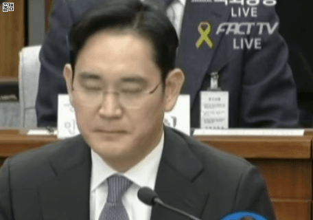 ???: 박ㄹ혜 대통령과 독대한 적 있습니까? | 인스티즈