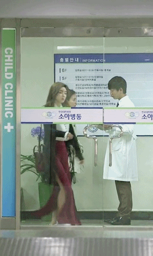 박한별 특이한 바지.gif | 인스티즈