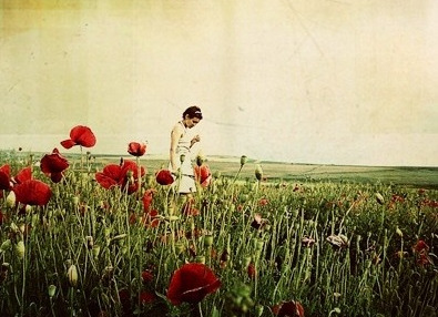 과거에 집착하는 사람이 되고 싶진 않지만 되돌리고 싶은 시간은 누구에게나 있는 것 | 인스티즈