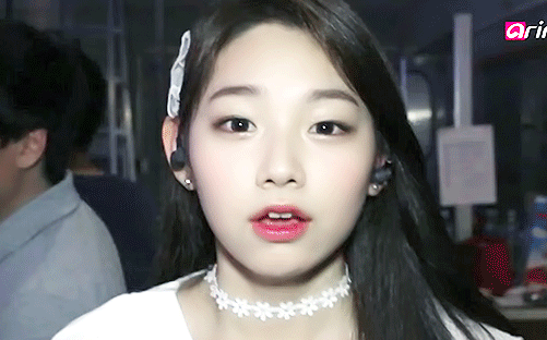 짱덕은 겁나 터지는 은근히 덕후몰이에 약한 아이오아이 멤버 | 인스티즈