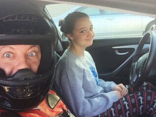 딸에게 운전을 가르치는 아빠의 심정 | 인스티즈