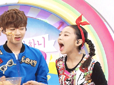 아재에게 농락당하는 하니.gif | 인스티즈