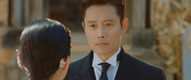 미스터션샤인 이병헌 일주일동안 눈빛 스페셜.gif | 인스티즈