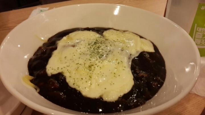 호불호 갈린다는 짜장면 | 인스티즈