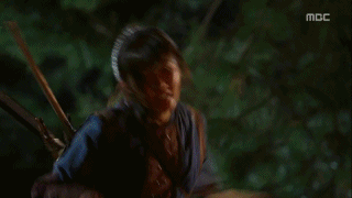 어느 연예인의 무섭도록 한결같은 협찬사진.jpg | 인스티즈