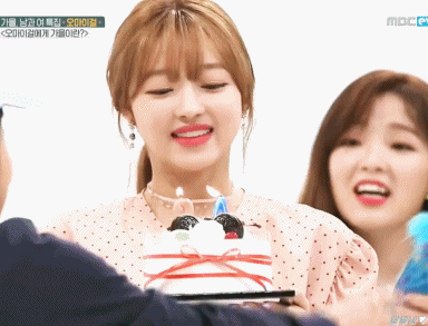 [데이터주의] 주간아이돌에서 귀요미였던 발챙이 오마이걸 유아.gif | 인스티즈
