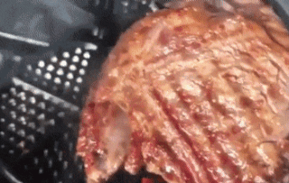 와플 틀에 스테이크 굽기.gif | 인스티즈