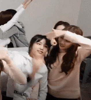 오늘자 브이앱에서 온유&amp;홍록기 따라한 아이돌 | 인스티즈