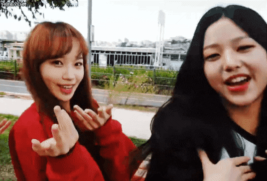 오늘 브이앱 하다가 실검에 떴다고 난리난 아이즈원.gif | 인스티즈