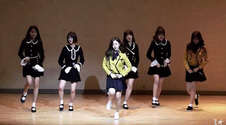 막내들 졸업식에 간 여자친구.gif | 인스티즈