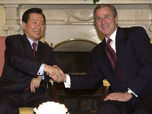 문민정부 이후 항상 성향이 반대였던 미국-한국 대통령.jpg | 인스티즈