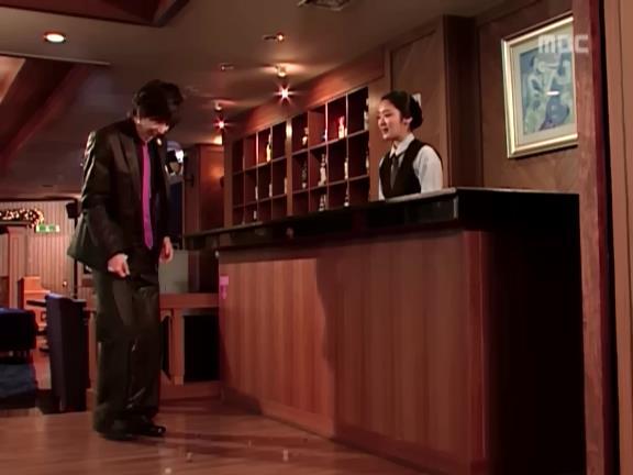 [거침없이하이킥] 수트입고 허세떠는 윤호 ㅋㅋㅋㅋㅋ.jpg | 인스티즈