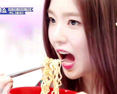 음식 먹는 모습도 이쁜 아이린.gif | 인스티즈
