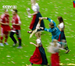 실력도 최고인 노이어의 기행 | 인스티즈