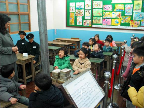 성인이 되니 점점 까먹는다 vs 아냐! 아직 안 잊었어! | 인스티즈