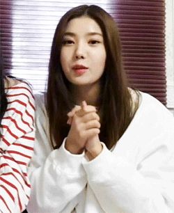 오늘자 아이즈원 권은비 V앱 움짤 | 인스티즈