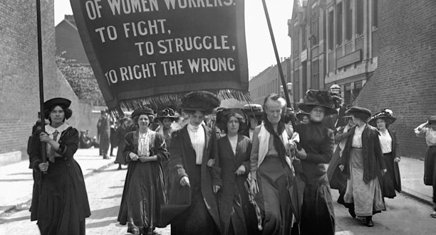 꼴패미들 - 그래서 어쩌라구요? 인류의 반은 여자에요 우릴 다 막을 수 없어요 | 인스티즈