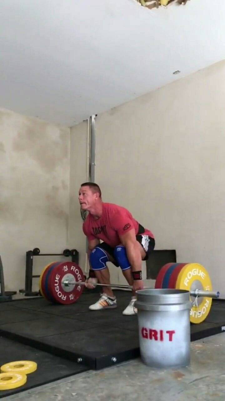 운동하는 존시나 | 인스티즈