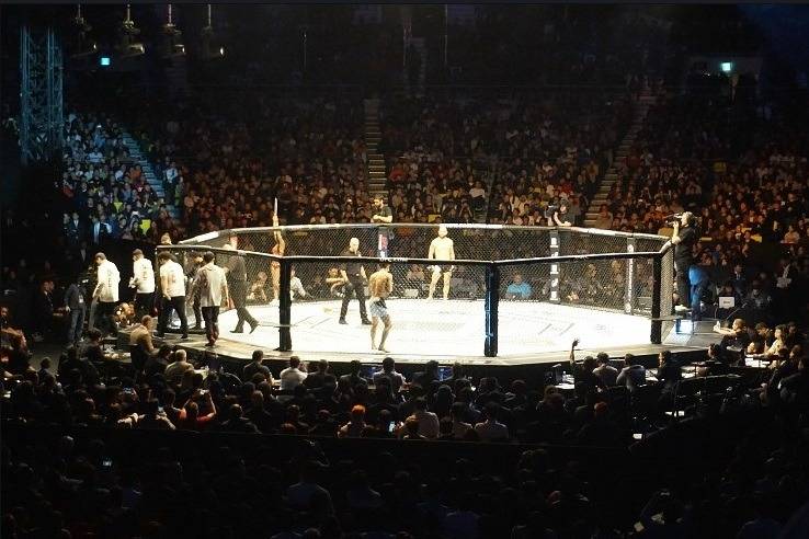 20초 버티면 10억줌 도전한다 vs 안한다 .jpg | 인스티즈