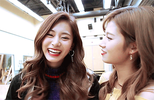 데뷔초에 비하면 엄청나게 떡상한 나연이 | 인스티즈