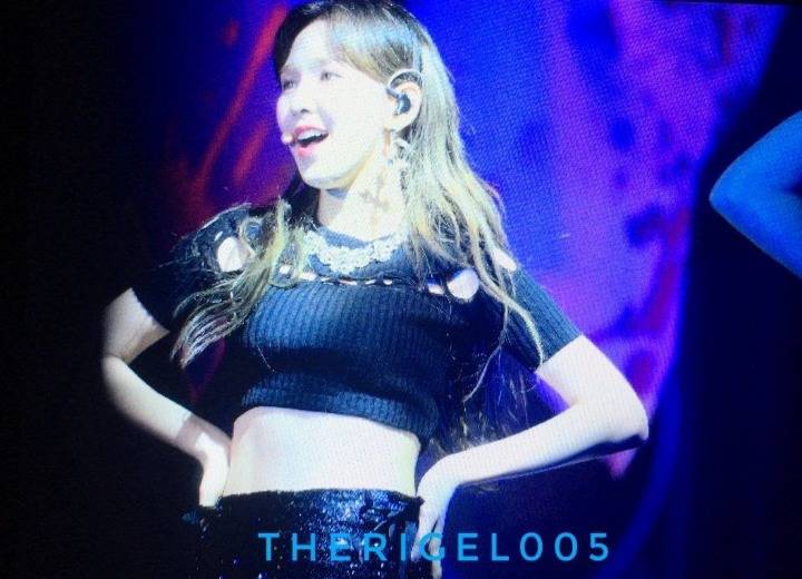 대만콘서트에서 오랜만에 앞머리 넘긴 레드벨벳 웬디 | 인스티즈