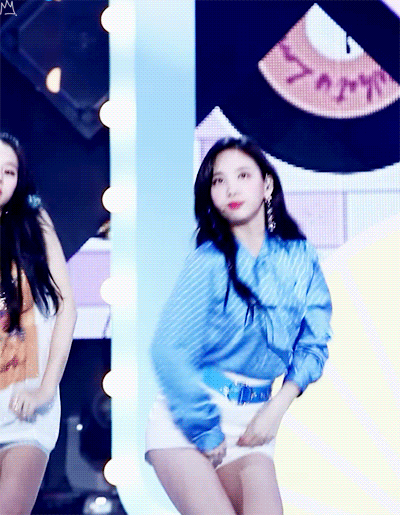 나연이의 눈웃음 | 인스티즈