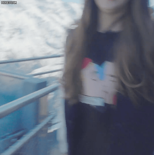 끼부리는 사나.gif | 인스티즈