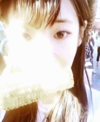 옥수수 뜯는 러블리즈 지애 gif | 인스티즈