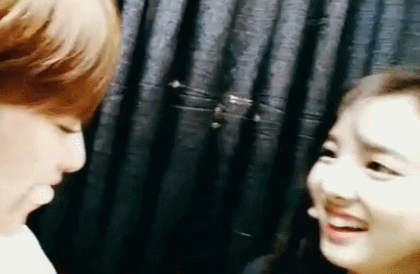 맏언니로써의 위엄을 마음껏 뽐내는 나연이 | 인스티즈