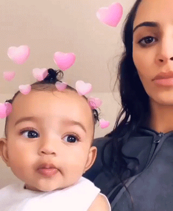 칸예 웨스트와 킴 카다시안의 인형같은 셋째딸 시카고 웨스트 | 인스티즈