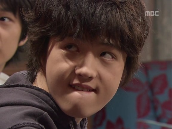 [거침없이하이킥] 카리스마 민호 ㅋㅋㅋㅋㅋㅋㅋㅋㅋㅋ.jpg | 인스티즈