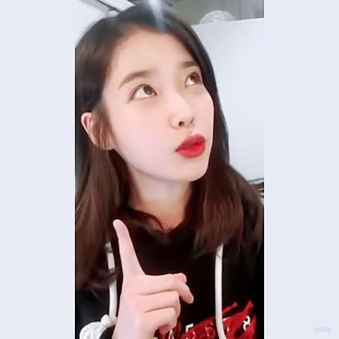 [데이터주의] 삼성카드 페이스북에 아이유.gif | 인스티즈