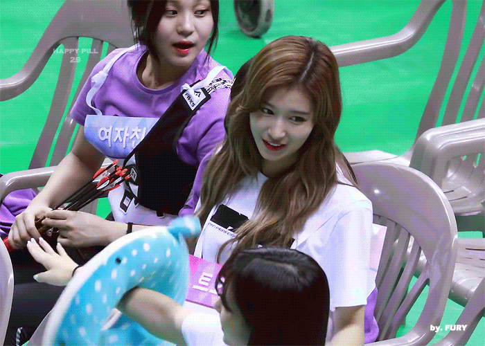 모그라미 따라하는 사나 ㅋㅋㅋㅋㅋ.gif | 인스티즈