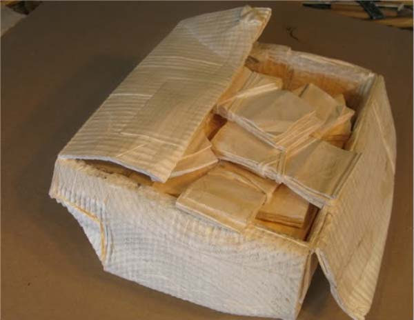 돈다발 들어있는 상자인줄 알았는데... | 인스티즈