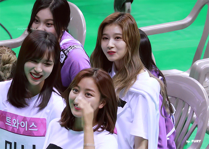 모그라미 따라하는 사나 ㅋㅋㅋㅋㅋ.gif | 인스티즈