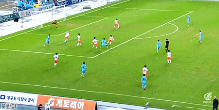 박스주변에서 가장 위협적인 대구의 에이스 세징야.gif | 인스티즈