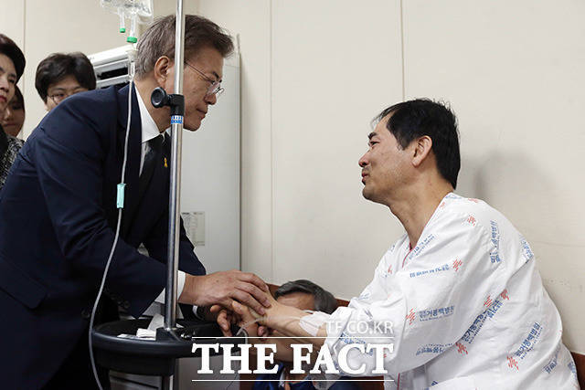 삼성중공업 크레인 사고 유가족 만난 문재인 | 인스티즈