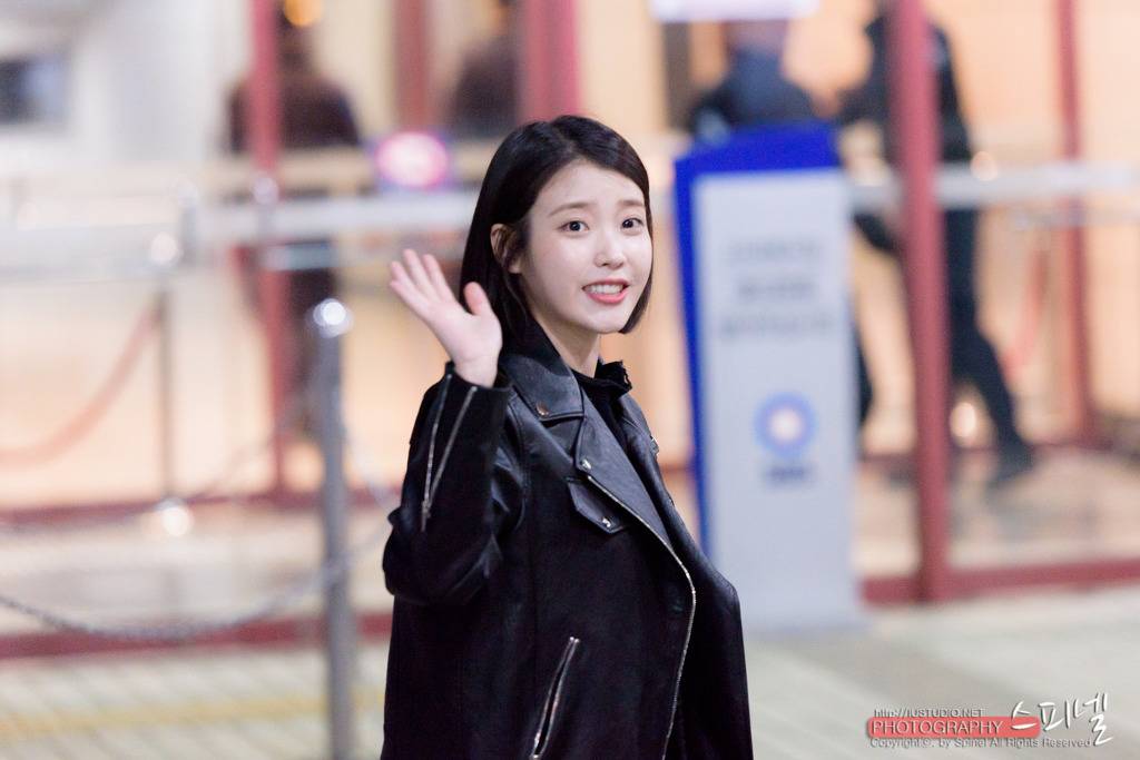 [17.04.21~23] 아이유 직찍.jpg | 인스티즈