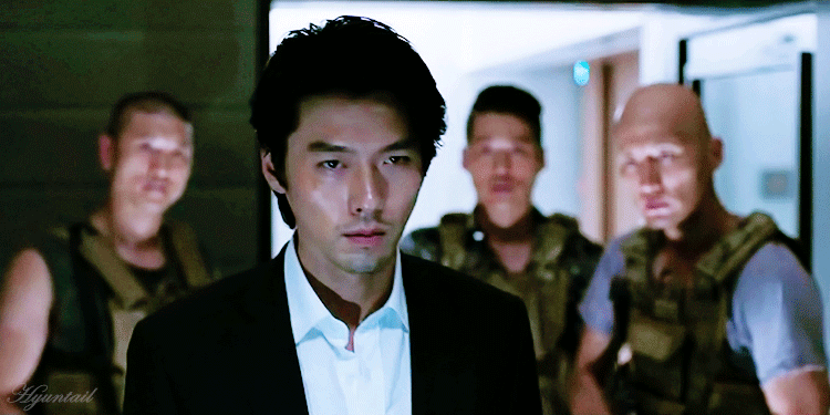 짱잘러 배우 현빈의 외모 클라스.jpgif | 인스티즈