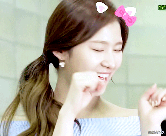 트와이스 사나 화장품 cf 메이킹 | 인스티즈