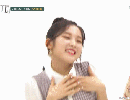 애교하고 현타 온 오마이걸 아린이와 비니.gif | 인스티즈