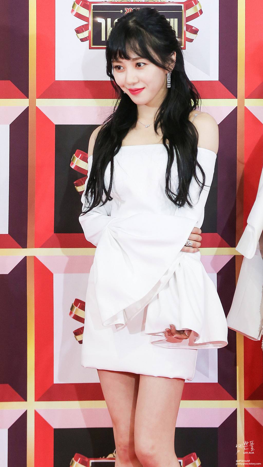 은근 섹시한 민아 | 인스티즈