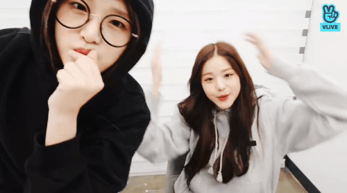 애교 만점 아이즈원 원영이 | 인스티즈